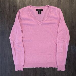 Pink V-Neck Cashmere Sweater